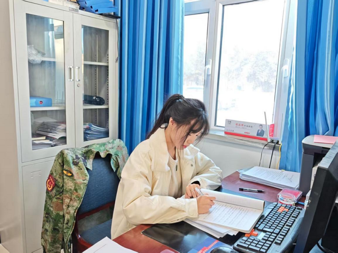商院星晖 | 从“学霸学委”到“基层文书”，她把奋斗写进田野答卷